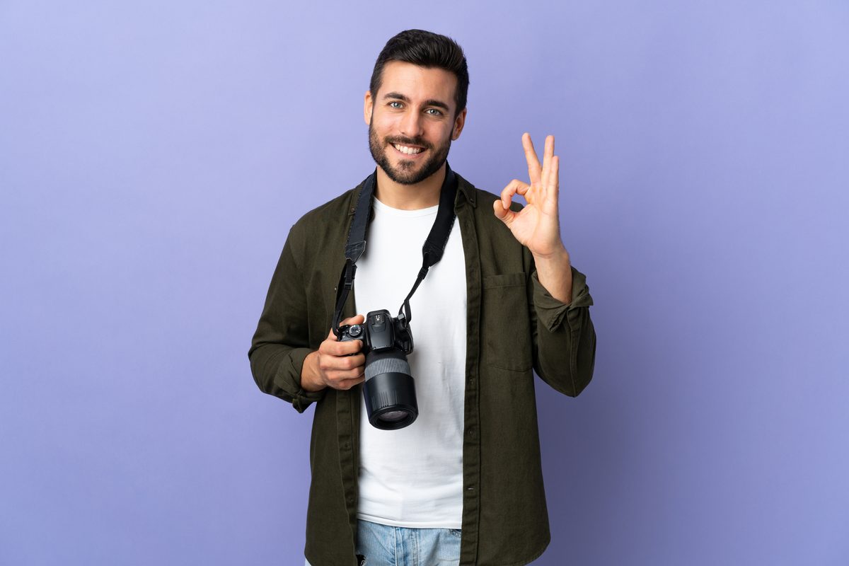 Low Key Lighting: The Master's Guide to Shadow and Control