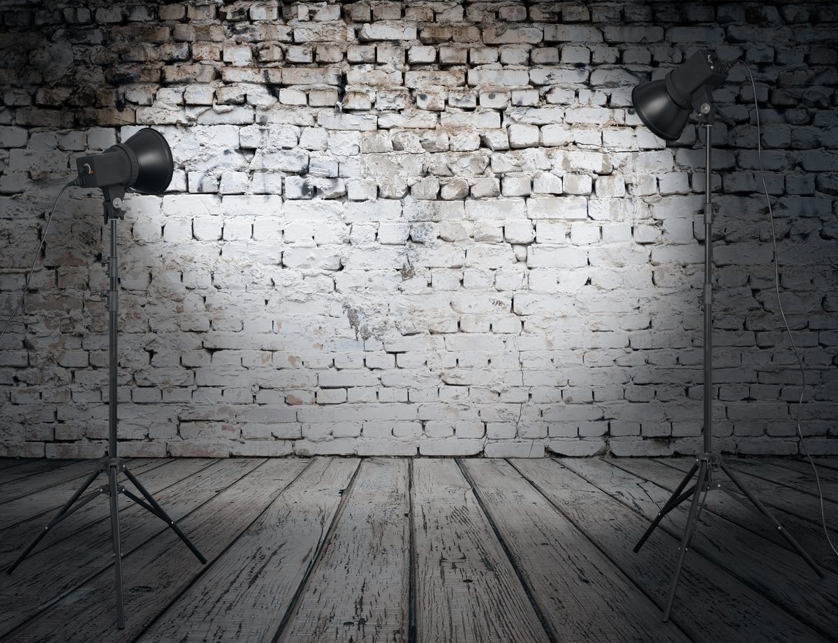 Maximizing Light and Space: How One Artist Built a Full Studio in a Living Room