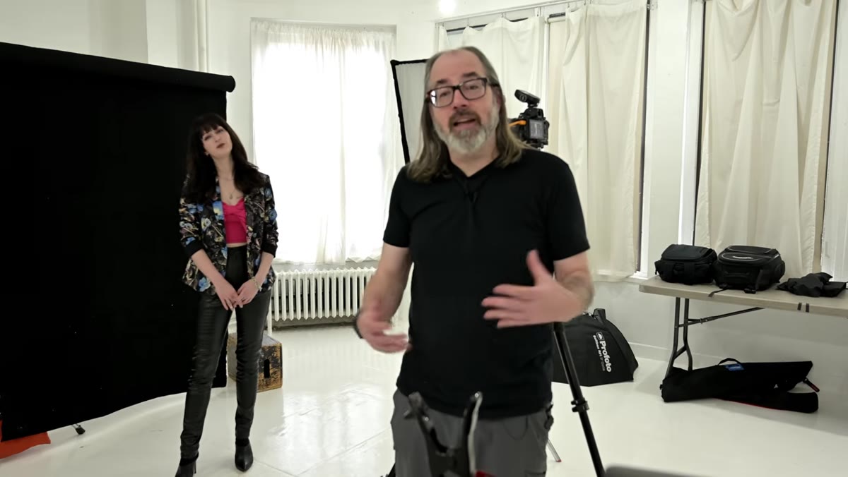 Daniel explains the centered light position creating butterfly shadow
