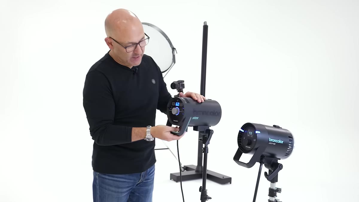 Studio flash head showing modeling lamp and flash tube