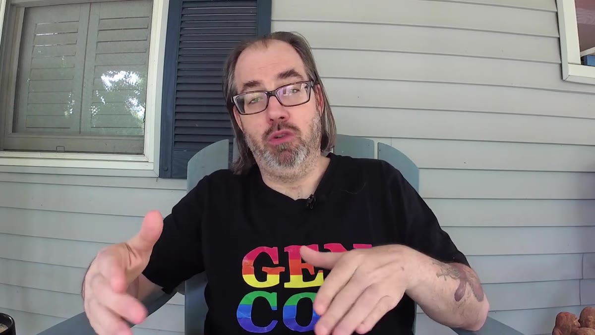 Daniel explaining lighting ratios and why they matter less now