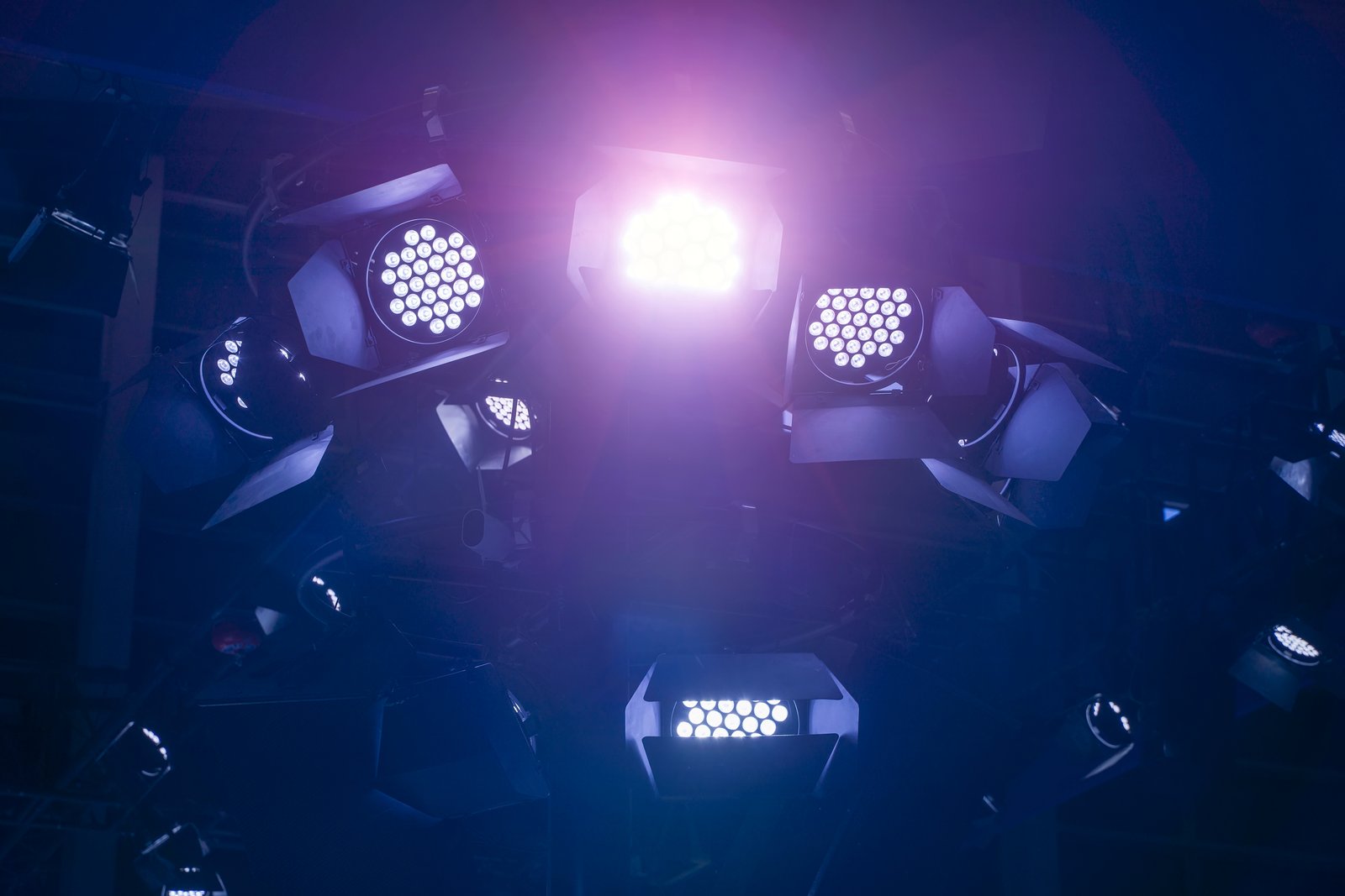 Why Group Lighting Keeps Failing You (And How to Fix It With One Extra Stop)