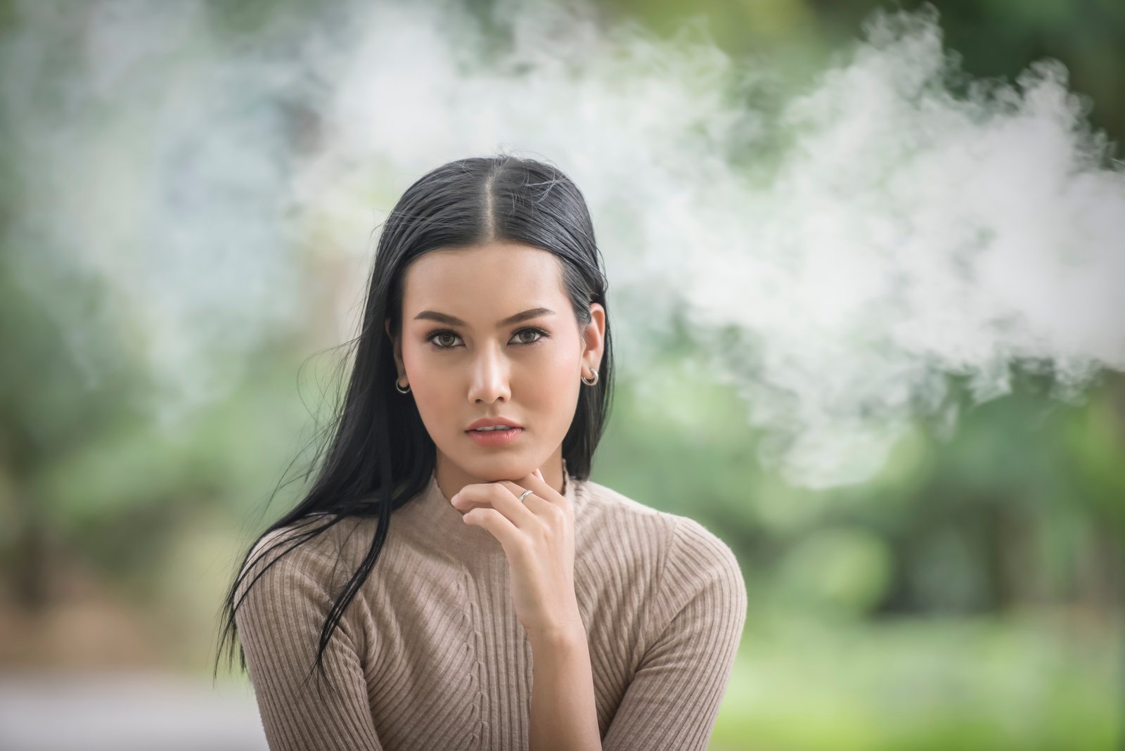 Why Your Subject Looks Flat: Posing as a Light Management Problem